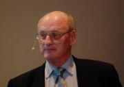 Dr Ray Eberlein